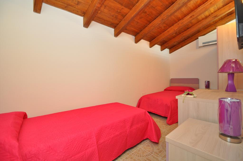 Palazzo Vaglio Bed & Breakfast Alliste Ruang foto